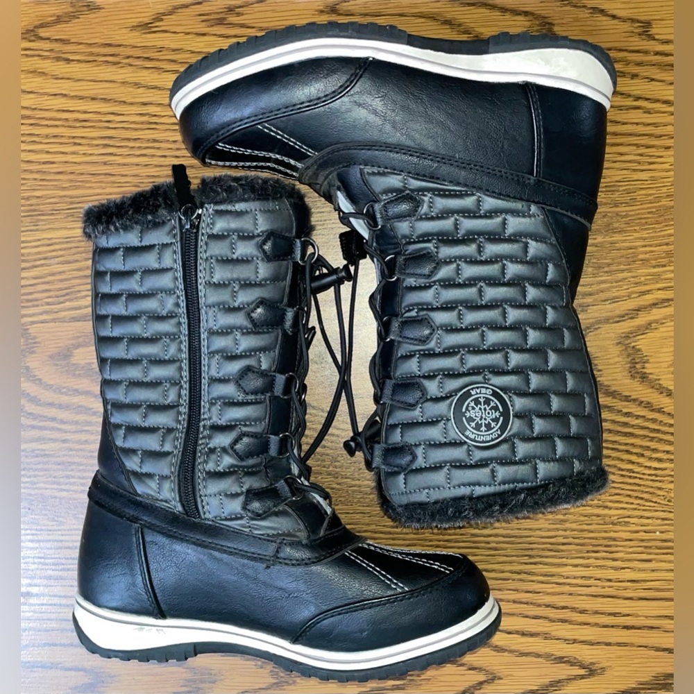 Women's Black Winter Boots